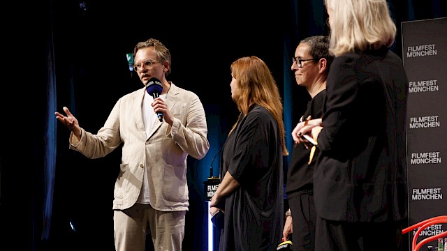 1. Münchner Filmgipfel | Christoph Gröner (Leiter FILMFEST MÜNCHEN), Adele Kohout (Leiterin DOK.fest München), Moni Haas (Geschäftsführerin Filmstadt München e.V.), Christina Wolf (Moderatorin BR) © Kurt Krieger